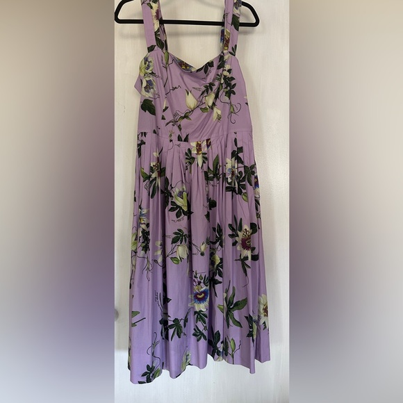 Oscar de la Renta Dress - Picture 2 of 15